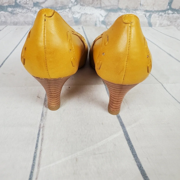 Joy & Peace Leather Heels Yellow Pumps Lattice Detail Stacked Heels Size 37 - Picture 9 of 13